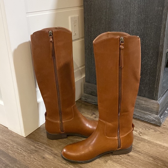 Brand new womens tall boots size 8.5- camel colour - Picture 2 of 6